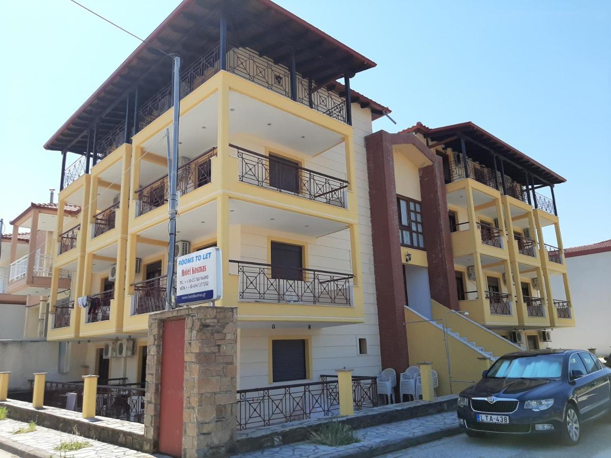 Hotel Kosmas Sarti Luaran gambar