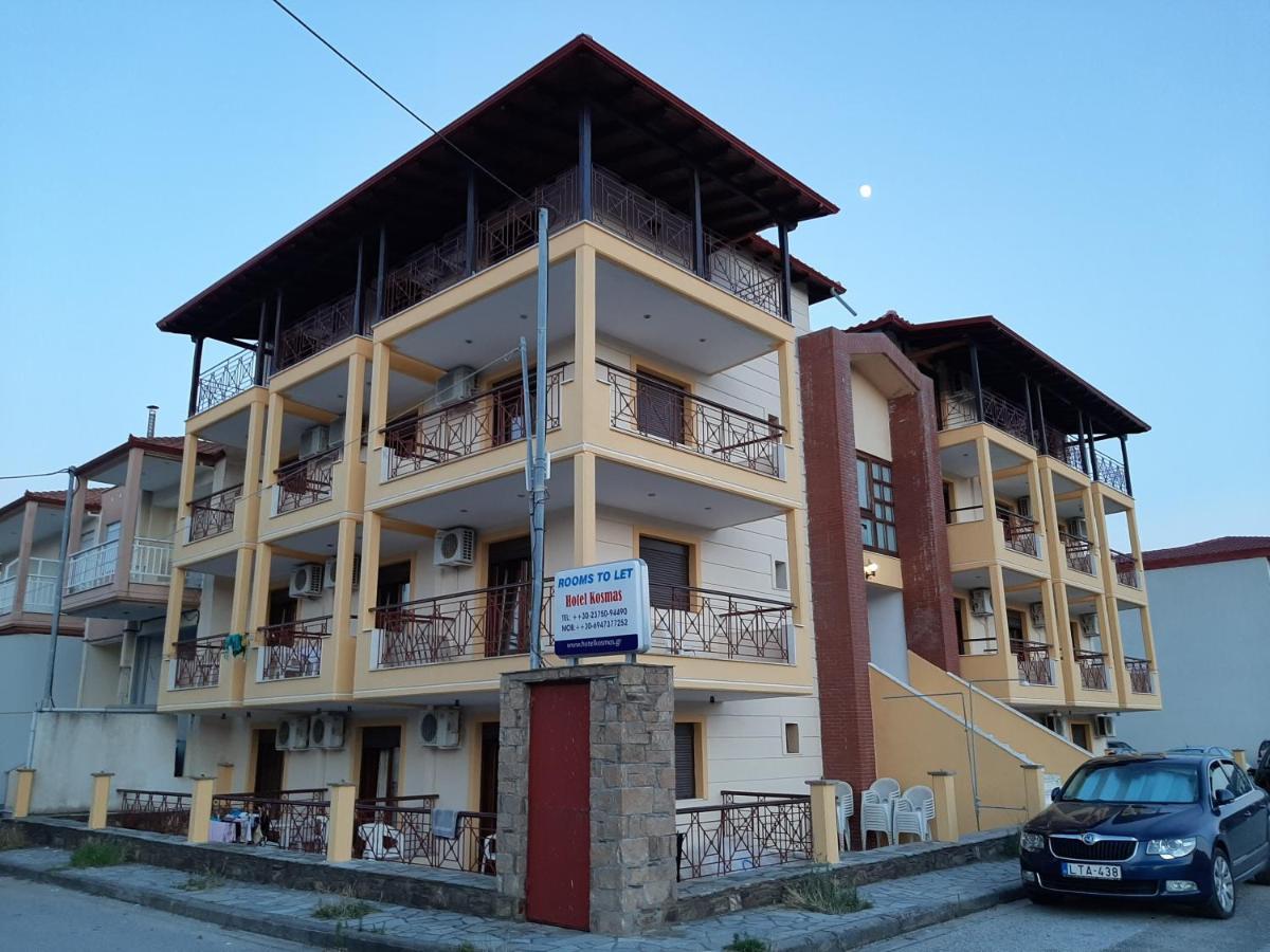 Hotel Kosmas Sarti Luaran gambar