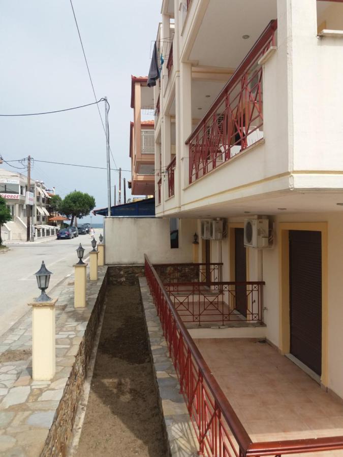 Hotel Kosmas Sarti Luaran gambar