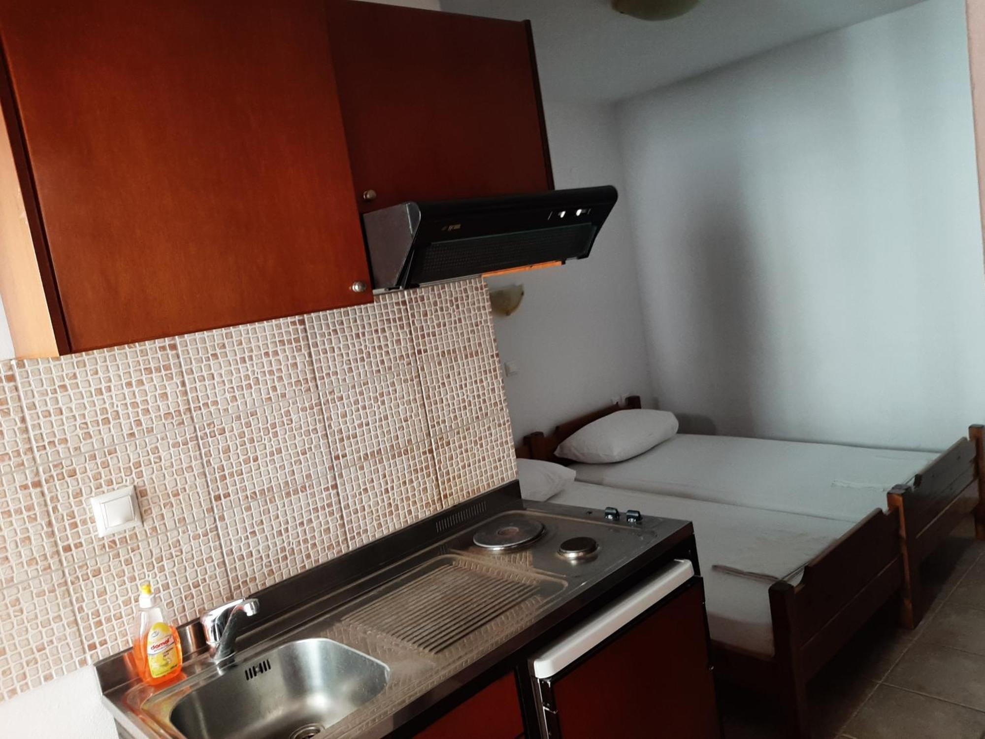 Hotel Kosmas Sarti Luaran gambar