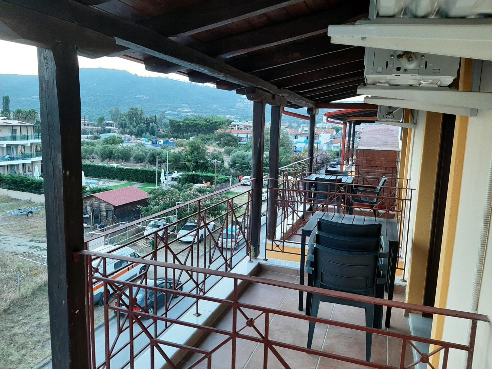 Hotel Kosmas Sarti Bilik gambar
