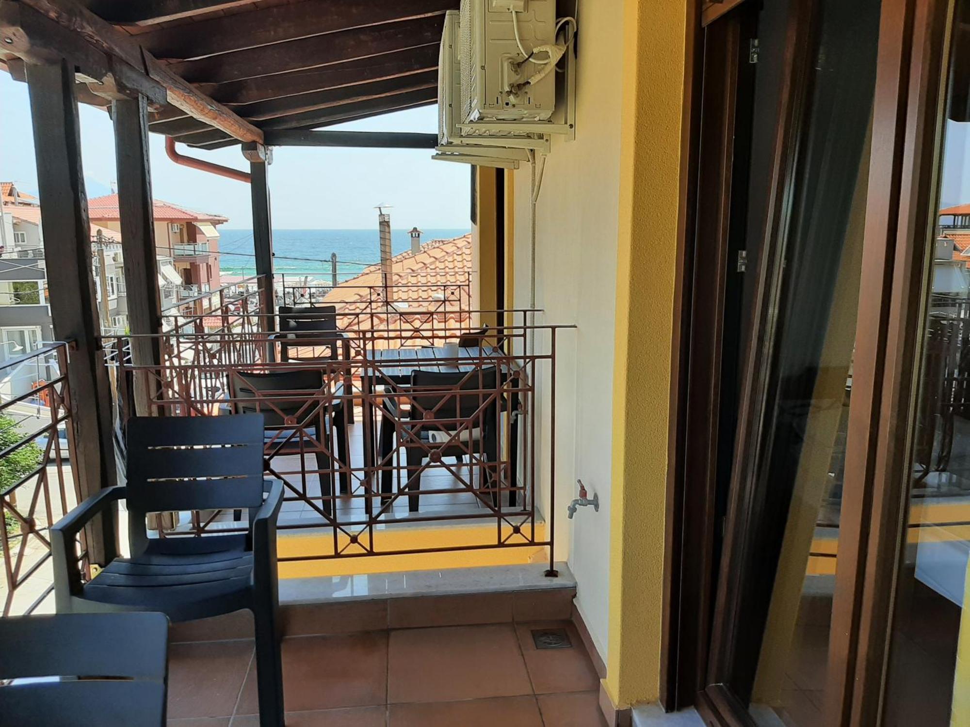 Hotel Kosmas Sarti Bilik gambar