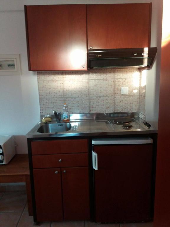 Hotel Kosmas Sarti Luaran gambar